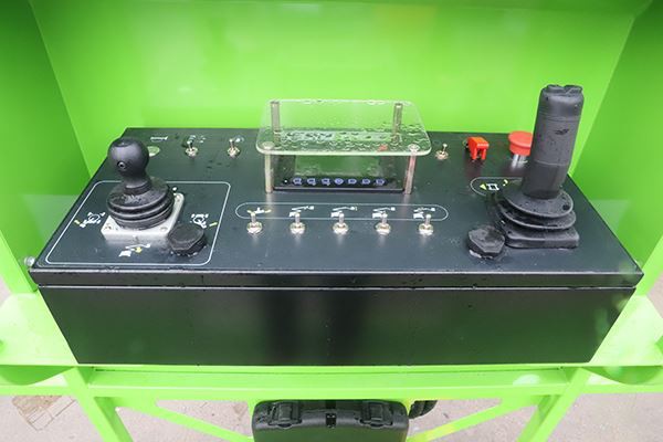 Application for Daul Axis Hall Effect Grip Joystick